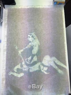 Banksy Queen Victoria En Parfait État Avec Contrôle Pest