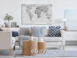 Carte du monde classique des pays et capitales sur toile encadrée ou en impression seulement