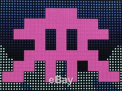 Space Invader L. E. D Édition Limitée Affiche Imprimée Épuisé Signé Et Numéroté En Main